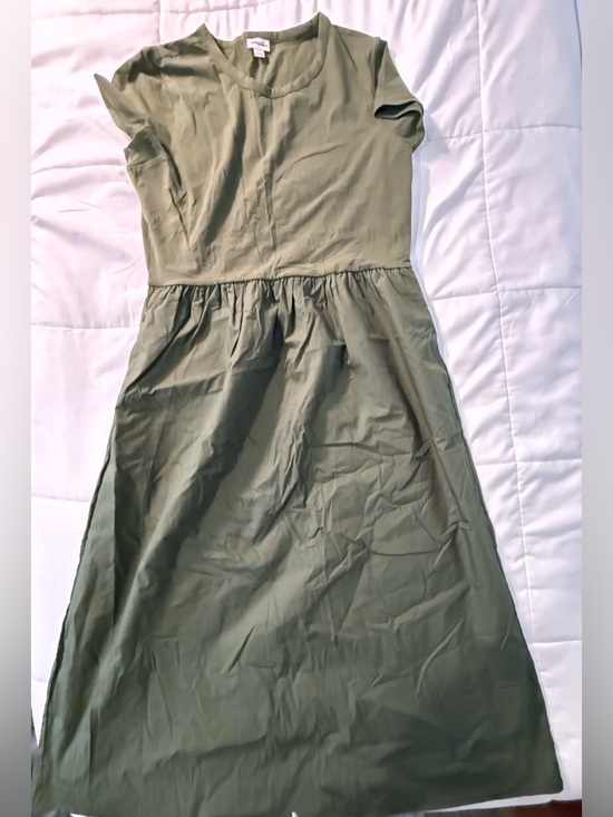 J. Crew Dresses & Skirts - J.Crew Olive Green Cotton Midi Dress